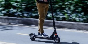 ¡ALERTA NACIONAL! Muertes por patinetas eléctricas se disparan un 700% en Colombia: ¿Hasta cuándo la indiferencia de las autoridades?